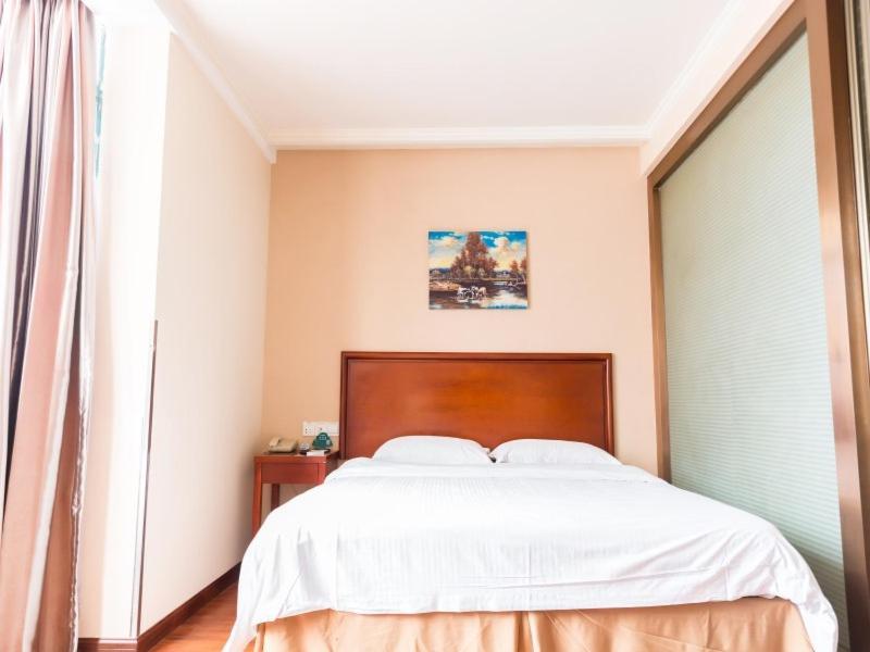 Greentree Inn Jiangsu Suzhou Kunshan High Speed Rail Station Hengshan Road Express Hotel Eksteriør bilde