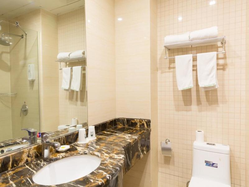 Greentree Inn Jiangsu Suzhou Kunshan High Speed Rail Station Hengshan Road Express Hotel Eksteriør bilde